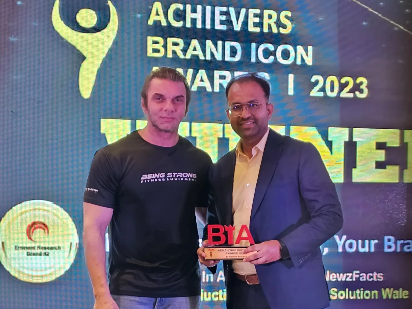 Award photograph, Most Innovative Medical Tourism Company, awarded to Marlin Medical Assistance, presented by Eminent Research at Achievers Brand Icon Awards 2023.